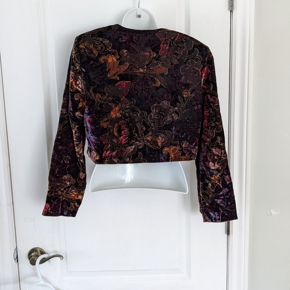VINTAGE 80s Velour floral textured Cropped Jacket Black burgundy size Small @E - Picture 2 of 8